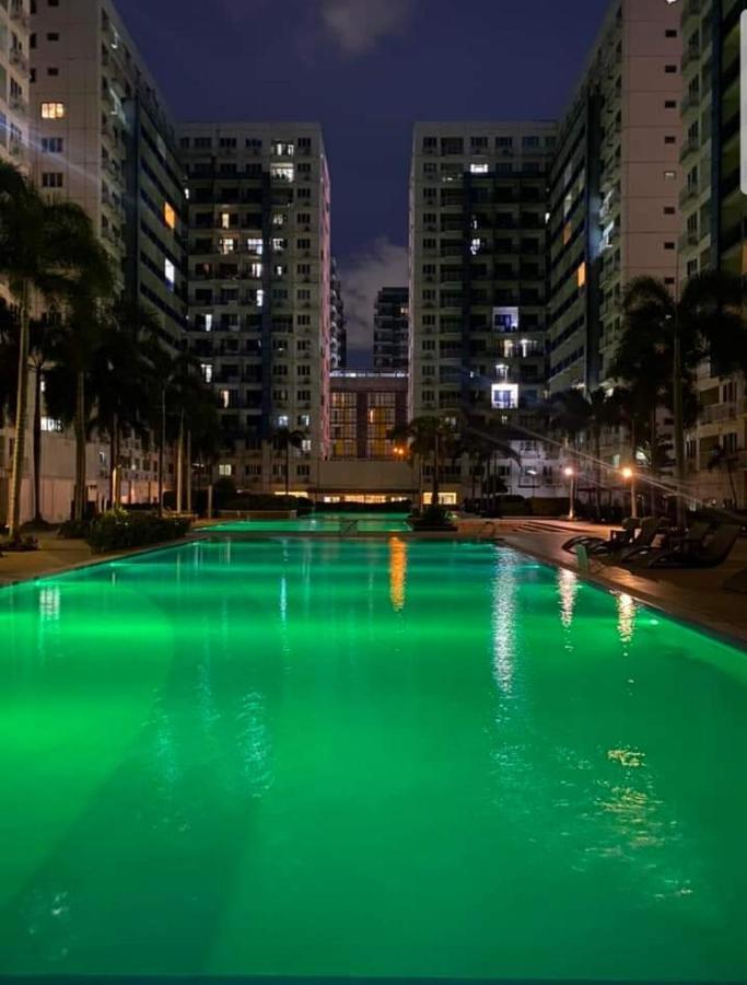 Yhanz Z Sea Residences Pasay Bagian luar foto