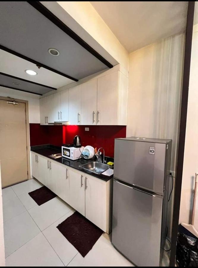 Yhanz Z Sea Residences Pasay Bagian luar foto